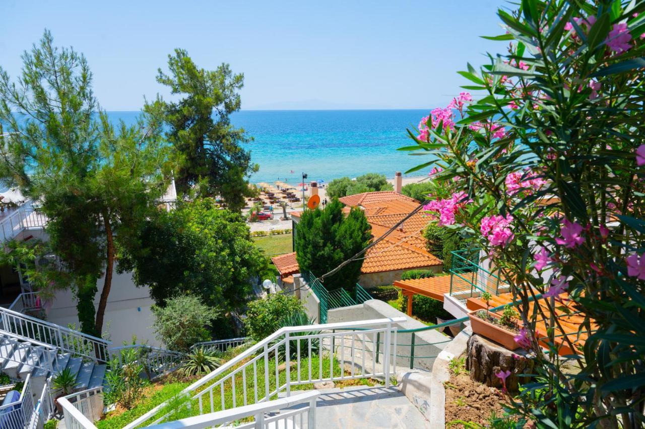 Zoe Seaview Apartment By Rentalspro - Nea Moudania Halkidiki Exterior photo