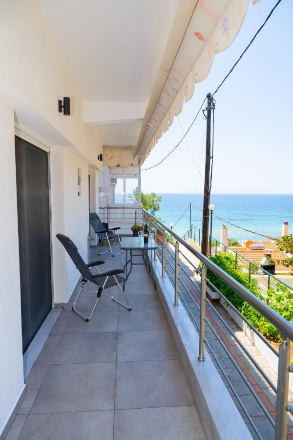 Zoe Seaview Apartment By Rentalspro - Nea Moudania Halkidiki Exterior photo